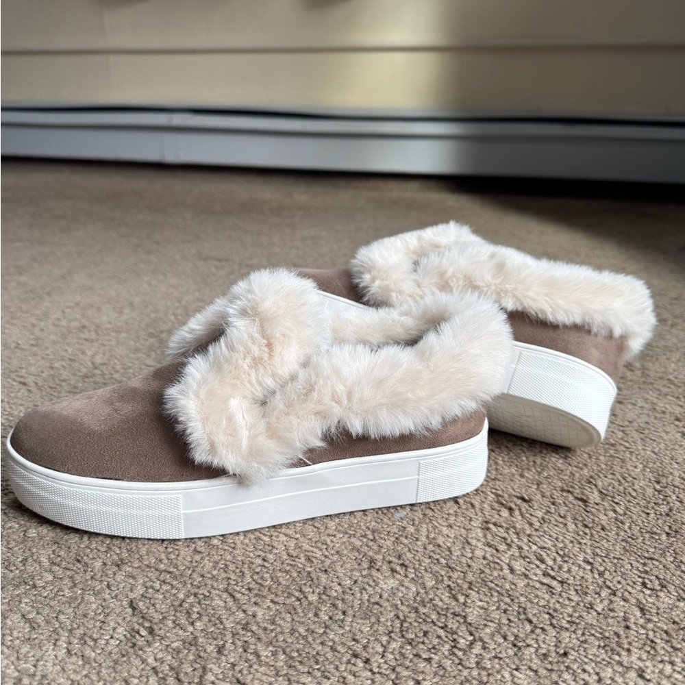 JustFab Women's Tan and Cream Fur-Lined Sneakers